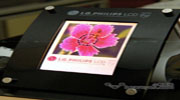 LG PHILIPS發(fā)布具柔韌性的AMOLED屏幕